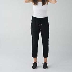 LULULEMON ATHLETICA TEARAWAY PANTS *25